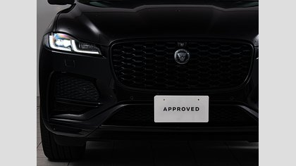 F-Pace 10