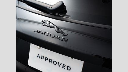 F-Pace 40