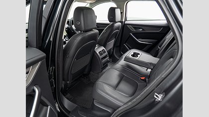F-Pace 4