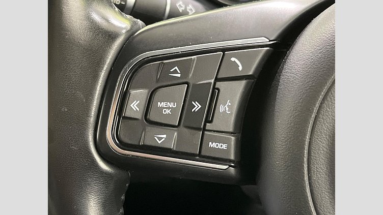 2017 認定中古車 Jaguar E-Pace ユーロン ホワイト P250 オートマチック全輪駆動 S