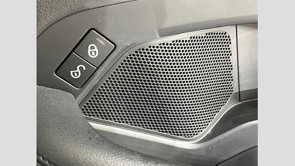 E-Pace 40