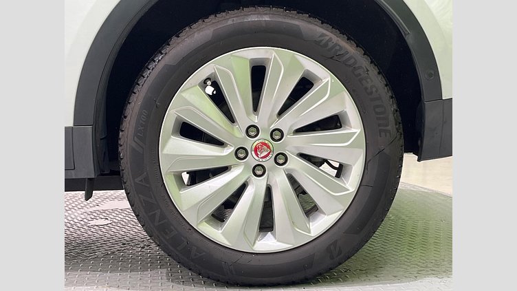 2017 認定中古車 Jaguar E-Pace ユーロン ホワイト P250 オートマチック全輪駆動 S