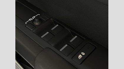 Defender 110 30