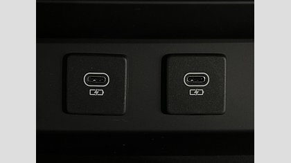 Defender 110 17