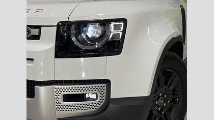 Defender 110 23