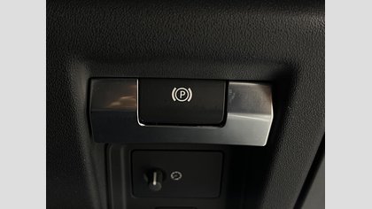 Defender 110 61