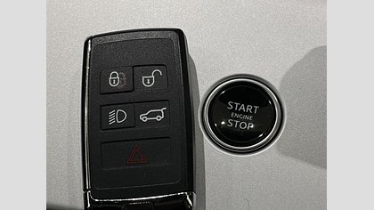 Range Rover 37