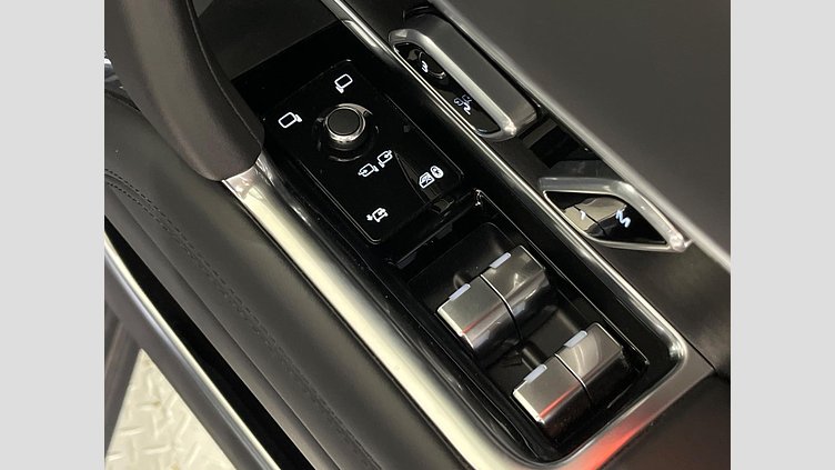 2024 認定中古車 Land Rover Range Rover カルパチアングレイ P550 AWD PHEV（AT） スタンダードホイールベース Autobiography