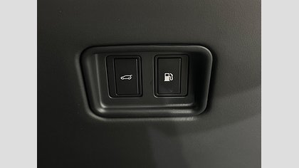 Range Rover 51