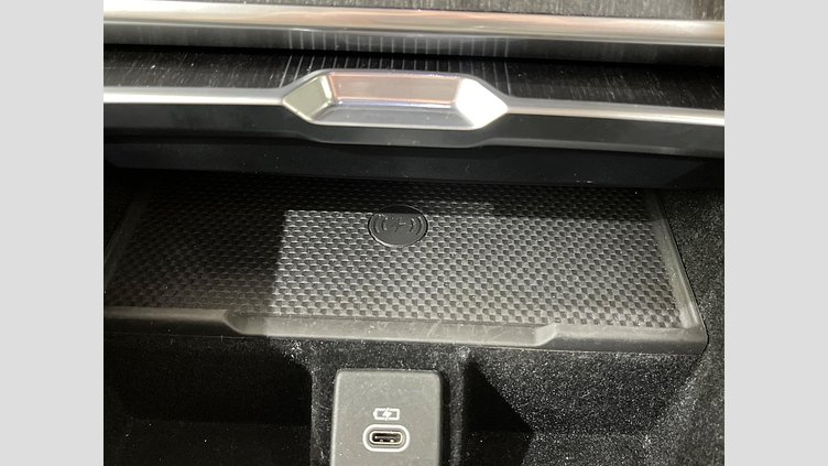 2024 認定中古車 Land Rover Range Rover カルパチアングレイ P550 AWD PHEV（AT） スタンダードホイールベース Autobiography