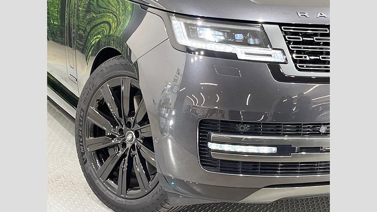 2024 認定中古車 Land Rover Range Rover カルパチアングレイ P550 AWD PHEV（AT） スタンダードホイールベース Autobiography