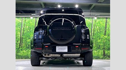 Defender 110 6