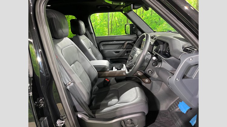 2023 認定中古車 Land Rover Defender 110 サントリーニブラック D300 AWD（AT） X