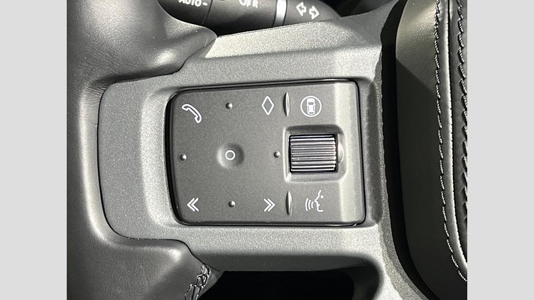 2023 認定中古車 Land Rover Defender 110 サントリーニブラック D300 AWD（AT） X