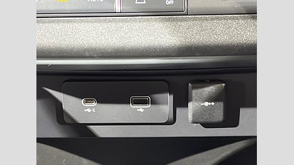 Defender 110 57