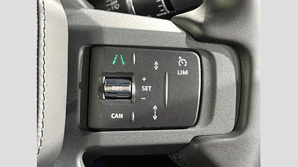 Defender 110 12
