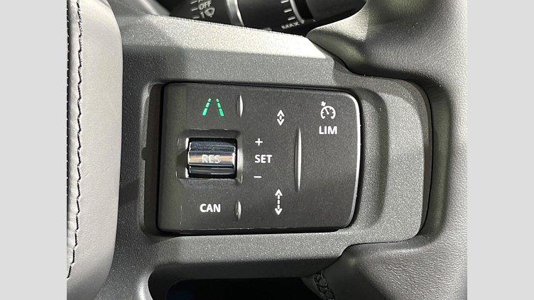 2023 認定中古車 Land Rover Defender 110 サントリーニブラック D300 AWD（AT） X