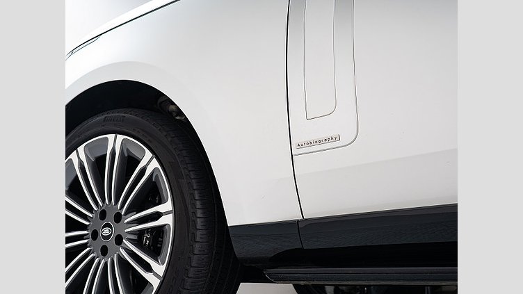 2023 認定中古車 Land Rover Range Rover Sport オストゥーニパールホワイト D300 AWD MHEV（AT） スタンダードホイールベース AUTOBIOGRAPHY