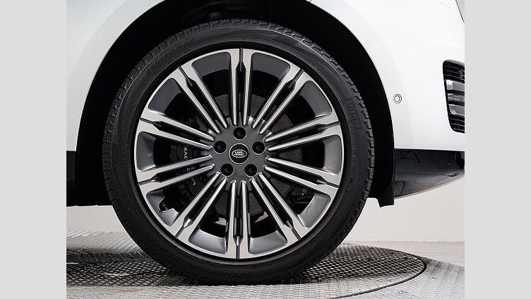 2023 認定中古車 Land Rover Range Rover Sport オストゥーニパールホワイト D300 AWD MHEV（AT） スタンダードホイールベース AUTOBIOGRAPHY