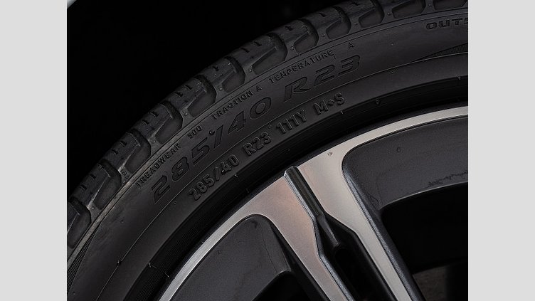 2023 認定中古車 Land Rover Range Rover Sport オストゥーニパールホワイト D300 AWD MHEV（AT） スタンダードホイールベース AUTOBIOGRAPHY