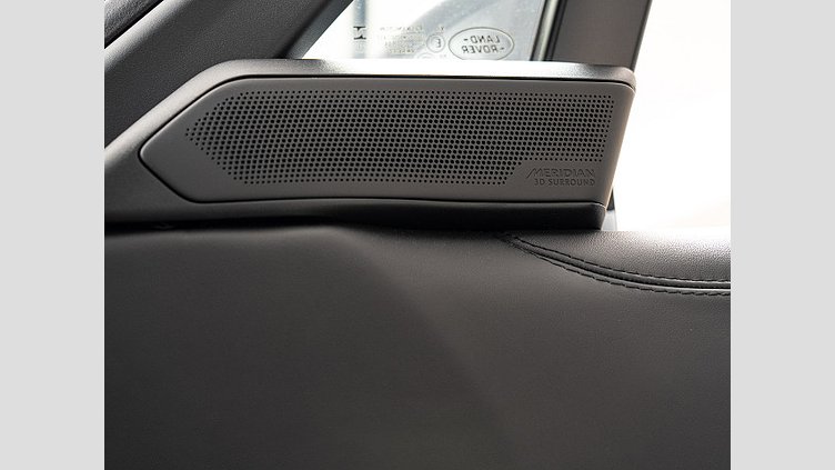 2023 認定中古車 Land Rover Range Rover Sport オストゥーニパールホワイト D300 AWD MHEV（AT） スタンダードホイールベース AUTOBIOGRAPHY