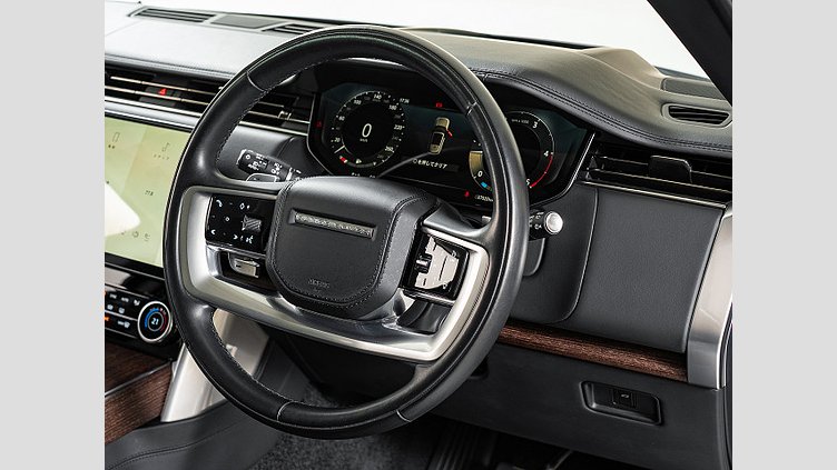 2023 認定中古車 Land Rover Range Rover Sport オストゥーニパールホワイト D300 AWD MHEV（AT） スタンダードホイールベース AUTOBIOGRAPHY