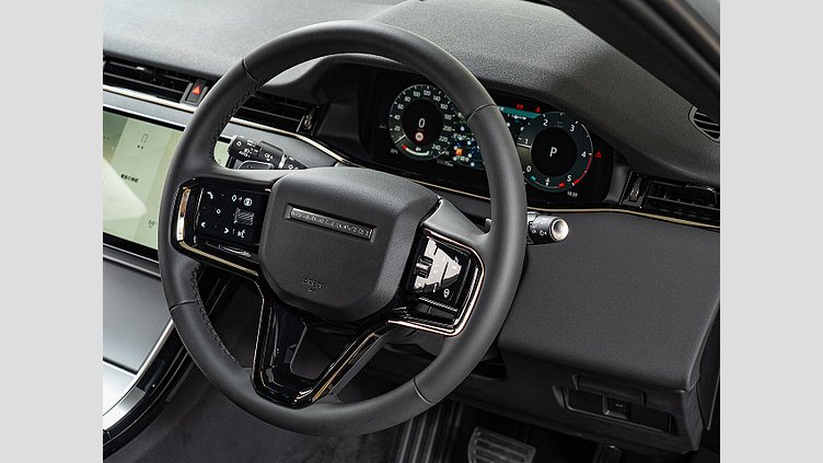 2024 認定中古車 Land Rover Range Rover Evoque アロイオスグレイ D200マイルドハイブリッド（ディーゼル） Standard Wheelbase S