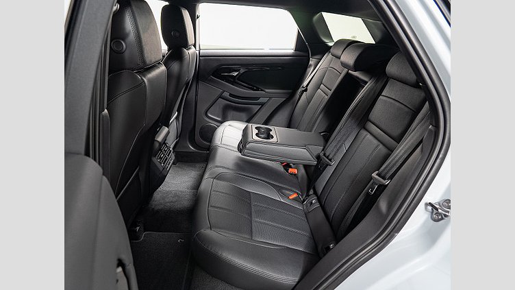 2024 認定中古車 Land Rover Range Rover Evoque アロイオスグレイ D200マイルドハイブリッド（ディーゼル） Standard Wheelbase S