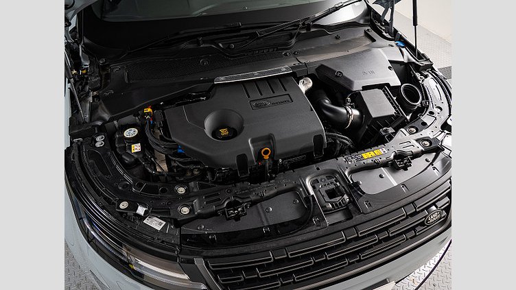 2024 認定中古車 Land Rover Range Rover Evoque アロイオスグレイ D200マイルドハイブリッド（ディーゼル） Standard Wheelbase S
