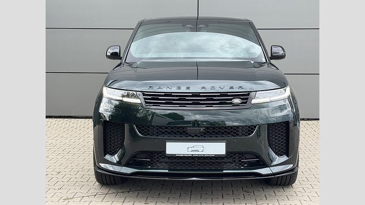 2026 Nowy Land Rover Range Rover Sport British Racing Green in Gloss Finish 4.4 litre V8P​ 635KM SV