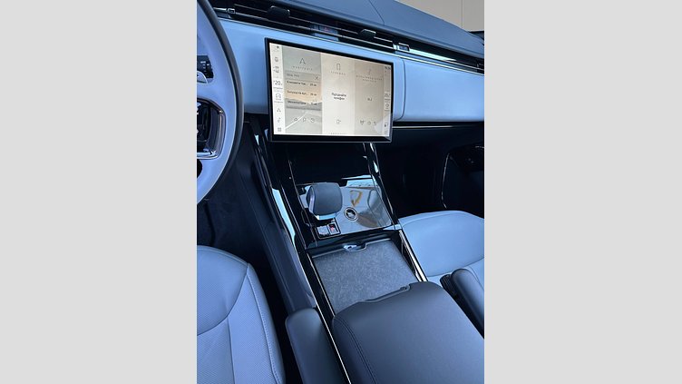 2024 Approved Land Rover Range Rover Sport Fuji White 3.0 litre i6 PHEV​ AUTOBIOGRAPHY