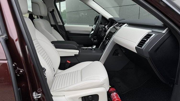 2026 Nowy Land Rover Discovery Sedona Red 3.0 litre i6D.​ Discovery MY26 3.0D I6 350 PS AWD Auto Gemini