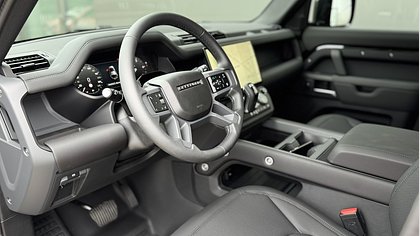 Defender 110 5