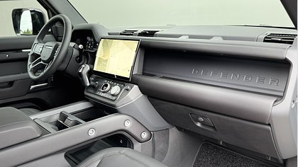 Defender 110 13
