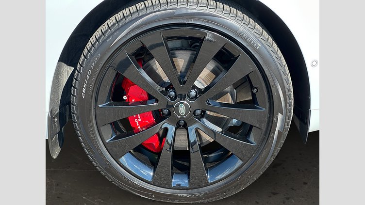 2024 Approved Land Rover Range Rover Sport Fuji White 3.0 litre i6 PHEV​ AUTOBIOGRAPHY