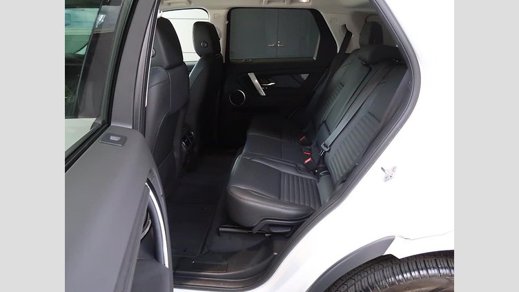 2024 認定中古車 Land Rover Discovery Sport フジホワイト D200マイルドハイブリッド（ディーゼル） 標準ホイール S