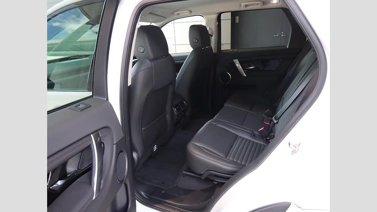 2024 認定中古車 Land Rover Discovery Sport フジホワイト D200マイルドハイブリッド（ディーゼル） 標準ホイール S