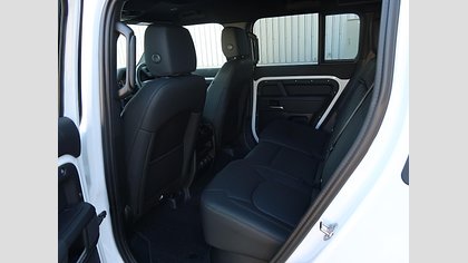 Defender 110 61