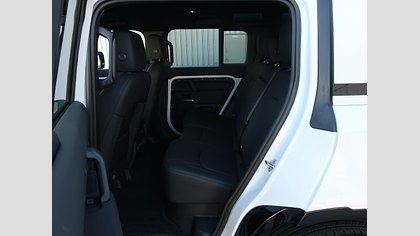 Defender 110 11