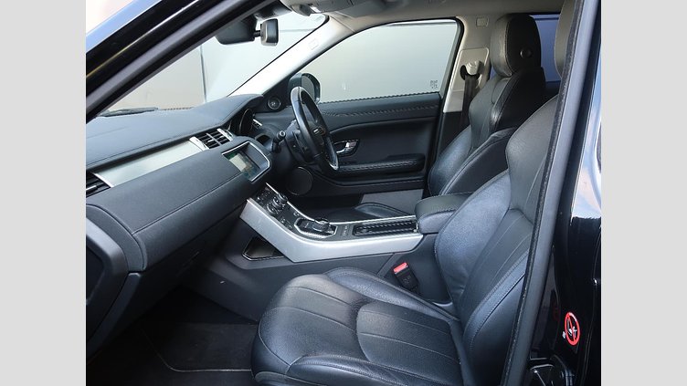 2018 認定中古車 Land Rover Range Rover Evoque Narvik Black 2.0 litre i4P​ SEプラス