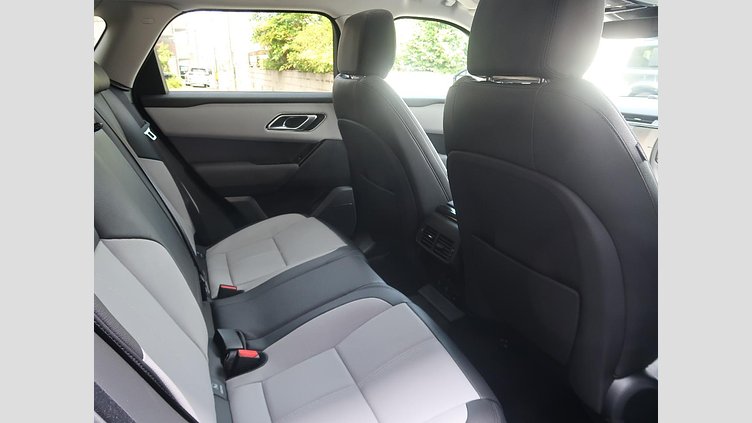 2024 認定中古車 Land Rover Range Rover Velar Fuji White 2.0 litre i4D​ ダイナミックSE