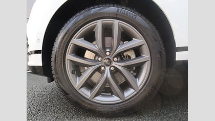 Range Rover Velar 45