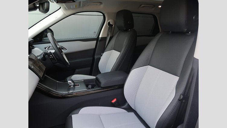 2024 認定中古車 Land Rover Range Rover Velar Fuji White 2.0 litre i4D​ ダイナミックSE