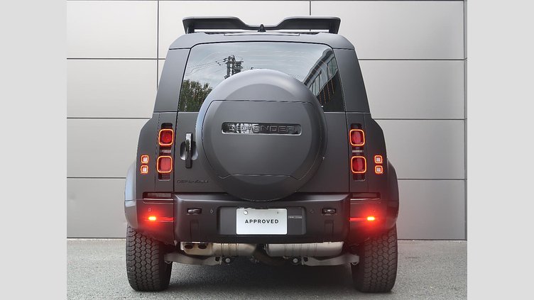 2025 認定中古車 Land Rover Defender 110 サントリーニブラック D350 ディーゼルマイルドハイブリッド X-Dynamic HSE