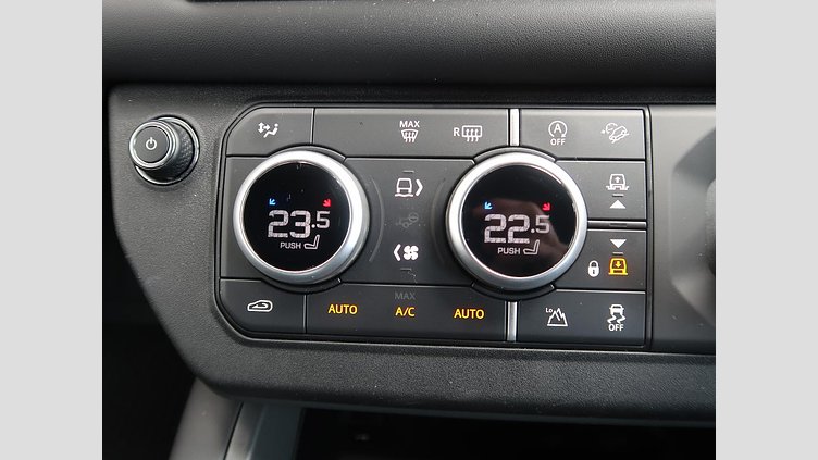 2025 認定中古車 Land Rover Defender 110 サントリーニブラック D350 ディーゼルマイルドハイブリッド X-Dynamic HSE