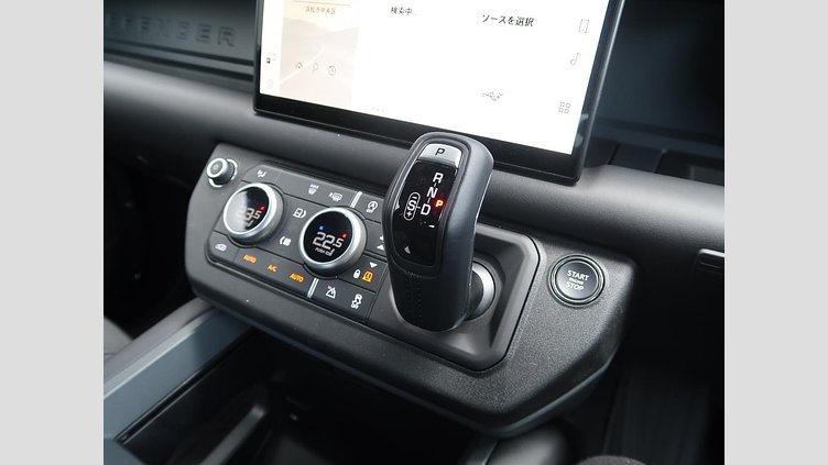 2025 認定中古車 Land Rover Defender 110 サントリーニブラック D350 ディーゼルマイルドハイブリッド X-Dynamic HSE