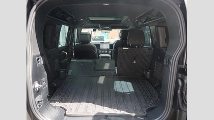 Defender 110 57