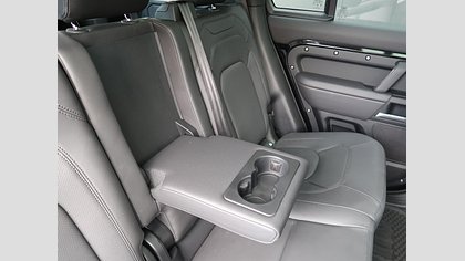 Defender 110 36