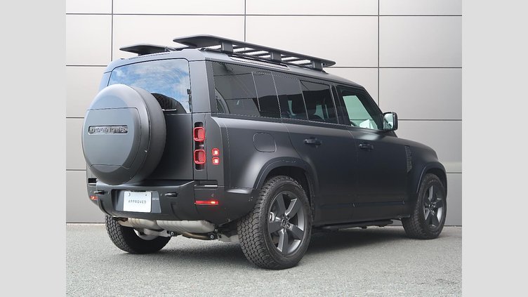 2025 認定中古車 Land Rover Defender 110 サントリーニブラック D350 ディーゼルマイルドハイブリッド X-Dynamic HSE
