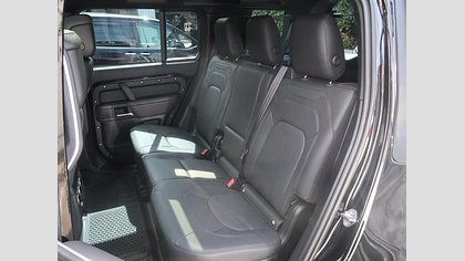Defender 110 26